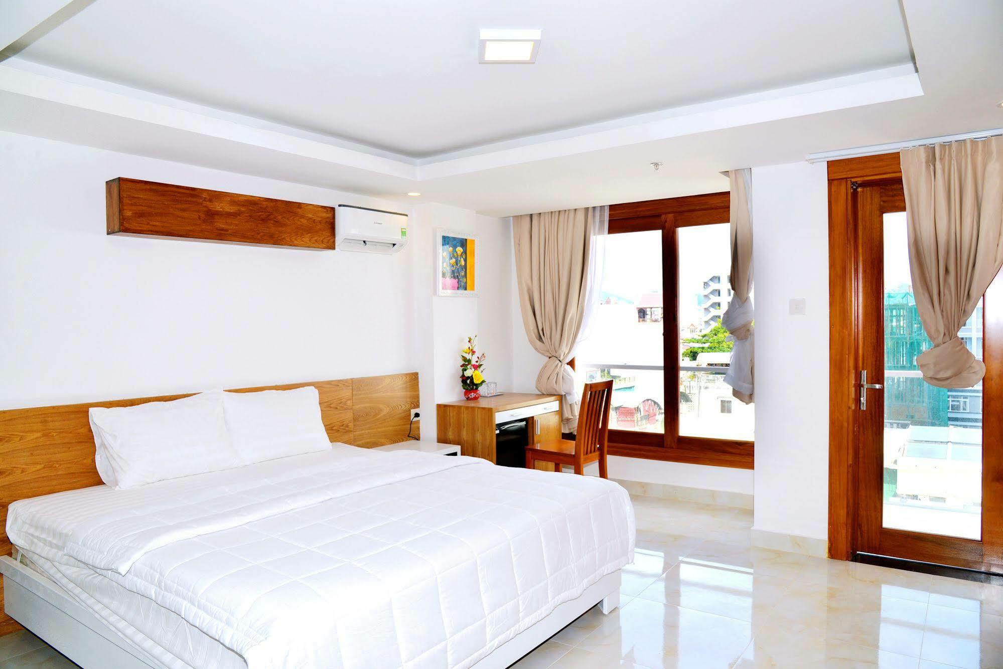 New Century Hotel Nha Trang Zewnętrze zdjęcie